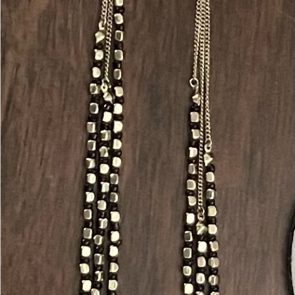 Elegant Black and Gold Women's Necklace NWT 3 row necklace